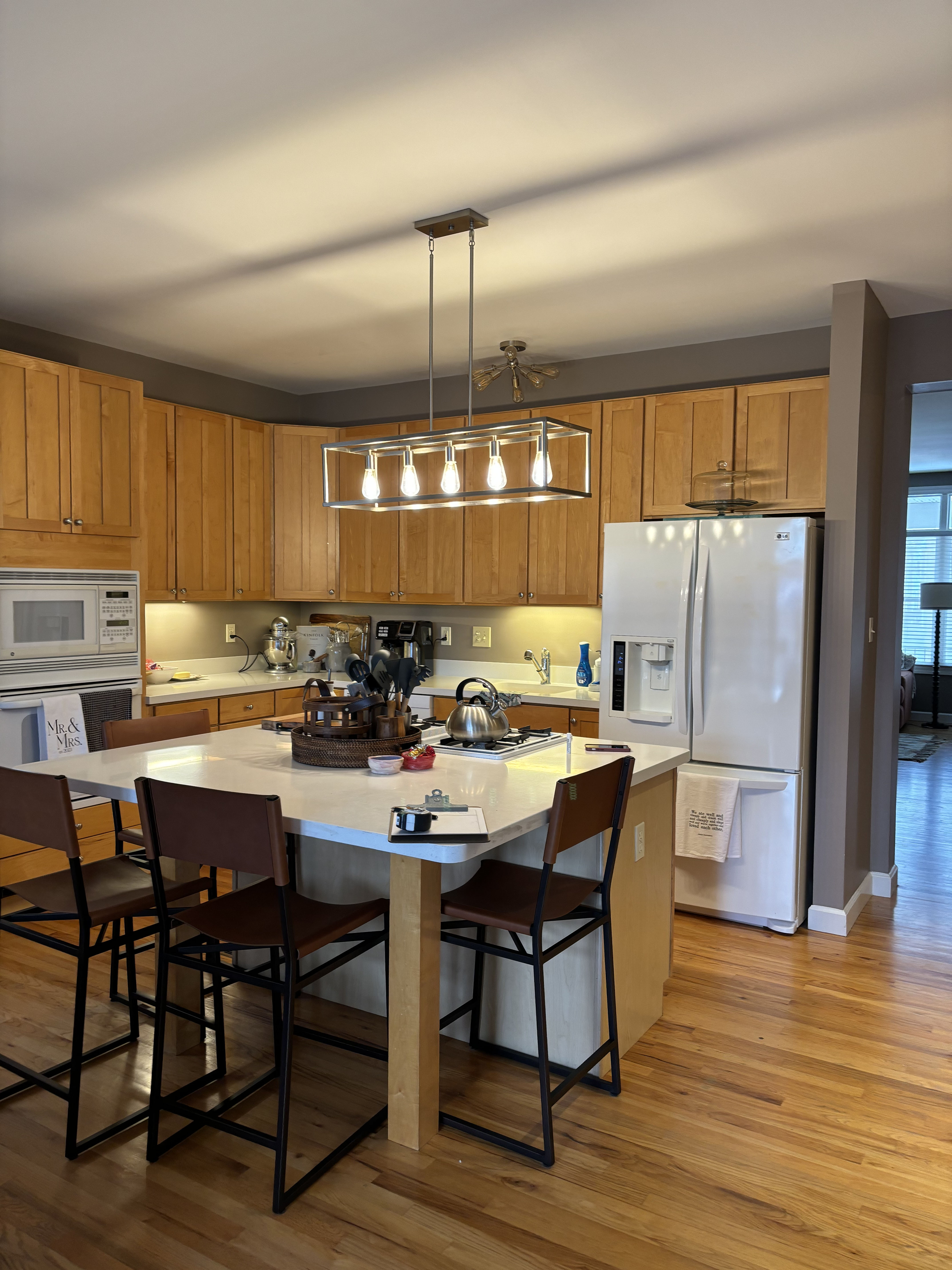 Kitchen before renovation